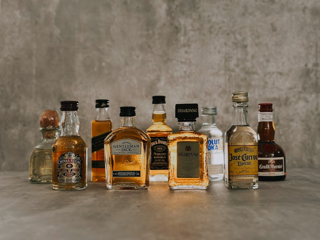 Classic Whisky Cocktail Ingredients: A Guide